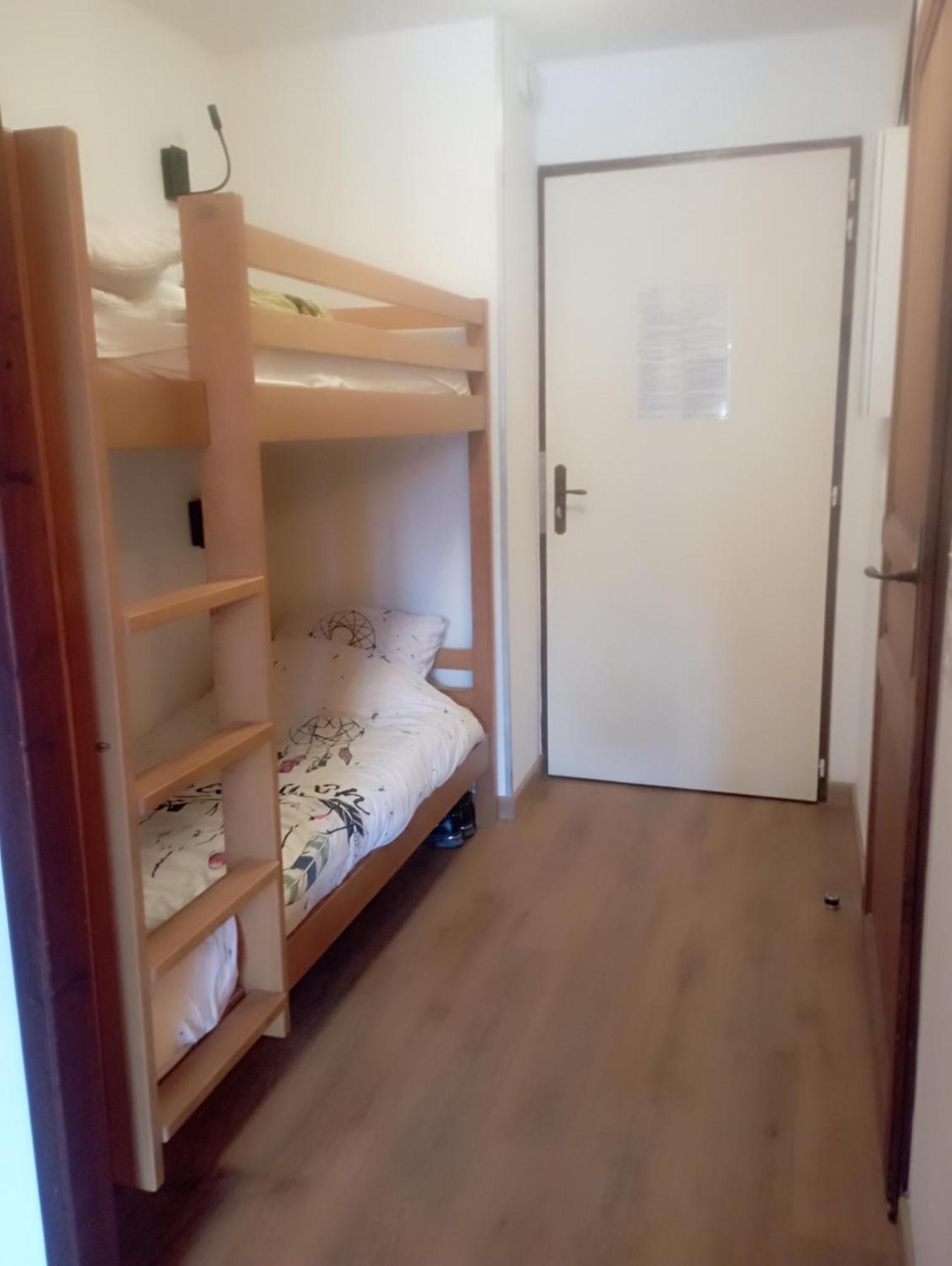 Grand Studio Tout Confort Pour 4 Personnes Brides-les-Bains Kültér fotó